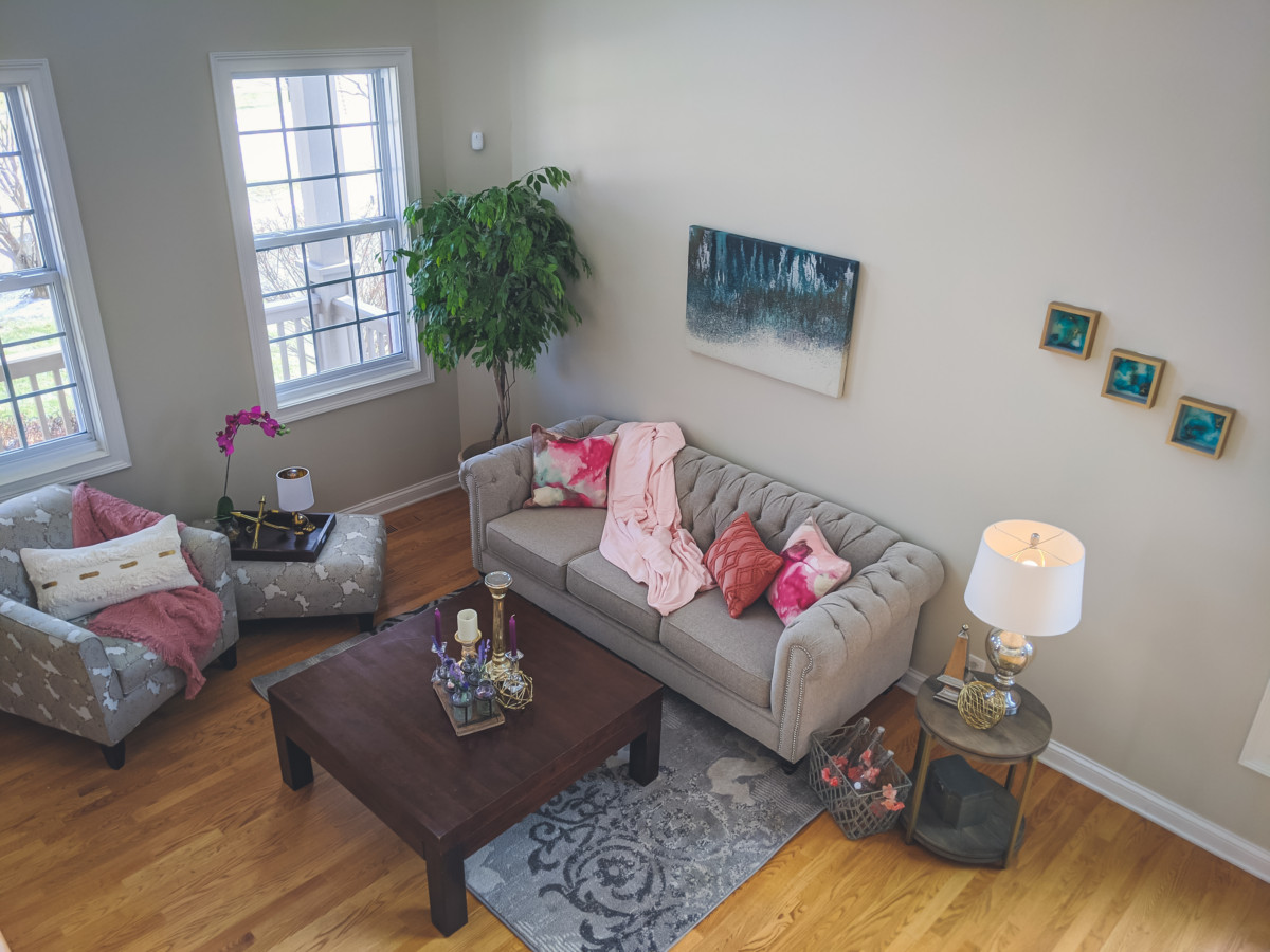 How to Prepare for Real Estate Photos? - Expert Tips from a Home Stager